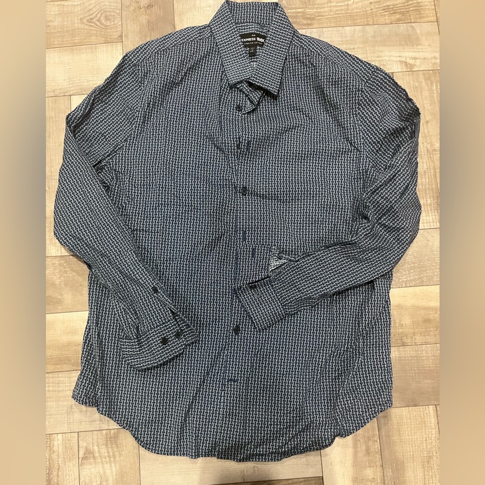 Men’s button shirt